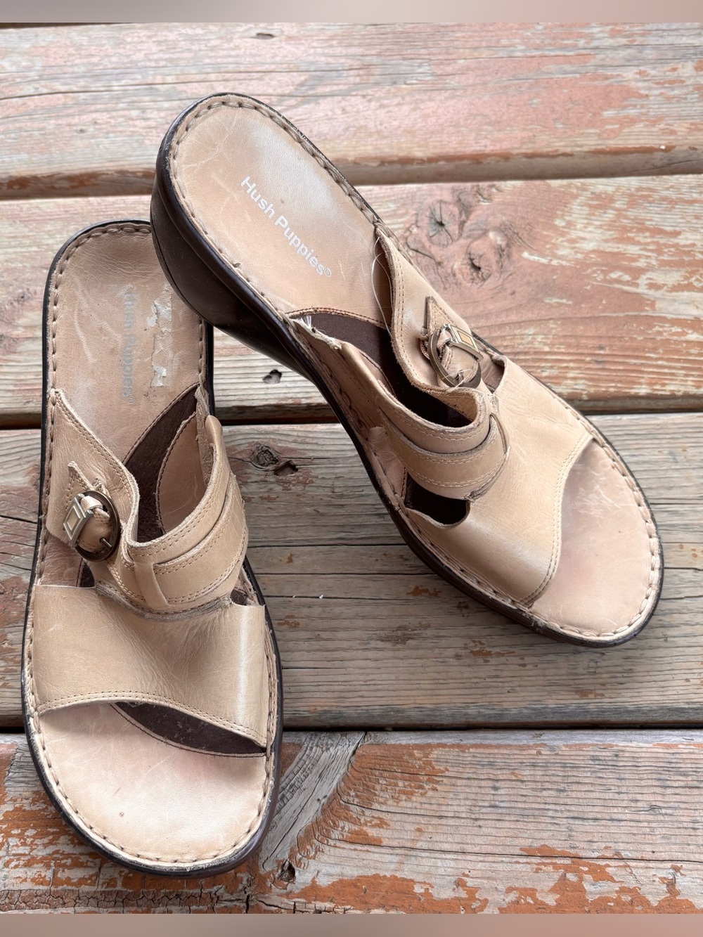 Hush Puppies Cream Sandals - Size 8M